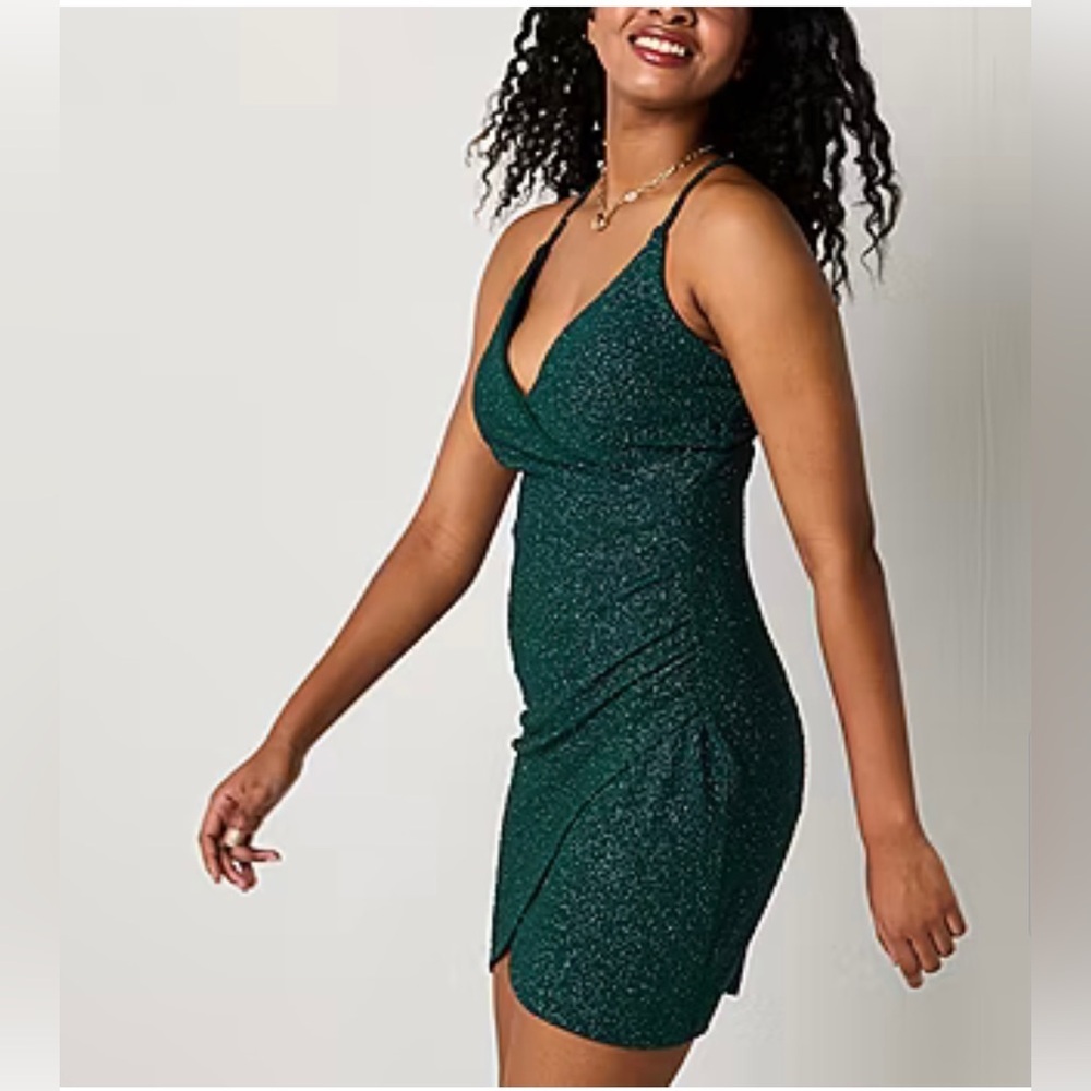 Speechless Womens Sleeveless Glitter Bodycon Dress Juniors size 15 - Picture 2 of 10